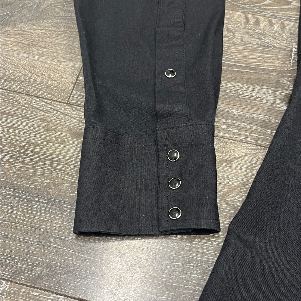 Flying “R” Ranchwear black western pearl snap shirt size 16 1/2 - Picture 2 of 3